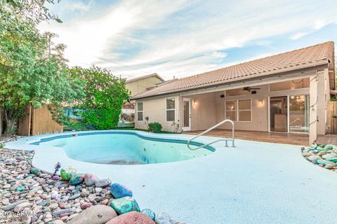 3219 E Wickieup Ln, Phoenix, AZ 85050 photo 27