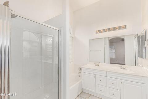 3219 E Wickieup Ln, Phoenix, AZ 85050 photo 17