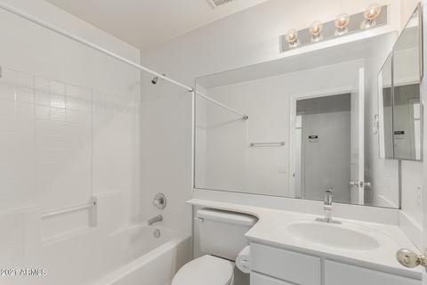 3219 E Wickieup Ln, Phoenix, AZ 85050 photo 20