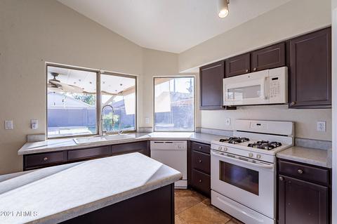 2033 E Pinto Dr, Gilbert, AZ 85296 photo 14