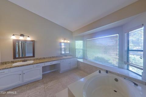 210 E La Vieve Ln, Tempe, AZ 85284 photo 19