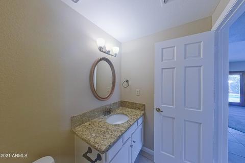 210 E La Vieve Ln, Tempe, AZ 85284 photo 11