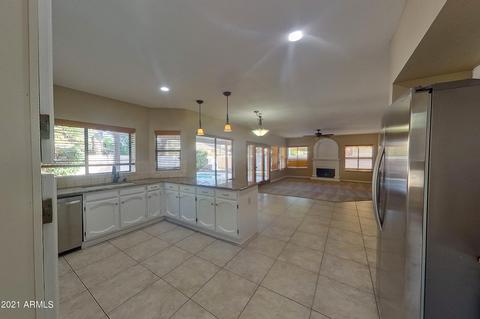 210 E La Vieve Ln, Tempe, AZ 85284 photo 6