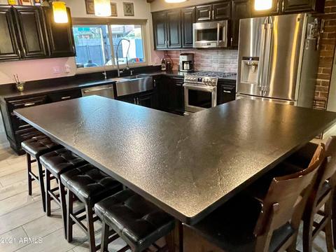 226 E Waltann Ln, Phoenix, AZ 85022 photo 9