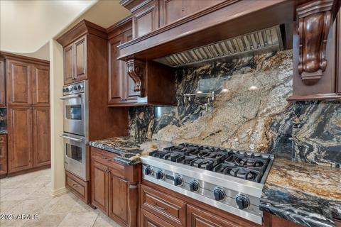 526 E Tuckey Ln, Phoenix, AZ 85012 photo 13