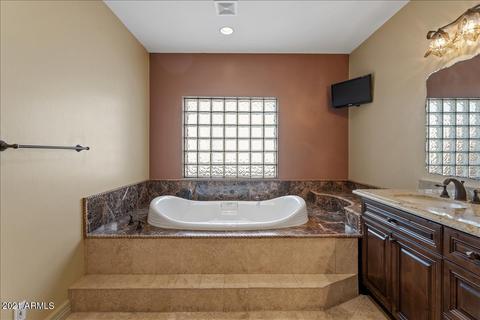 526 E Tuckey Ln, Phoenix, AZ 85012 photo 30