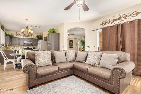 3353 E Santa Fe Ln, Gilbert, AZ 85297 photo 8