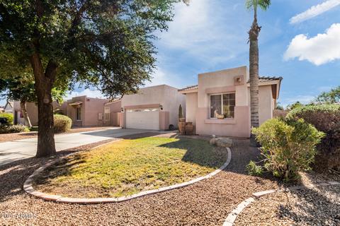 3353 E Santa Fe Ln, Gilbert, AZ 85297 photo 2