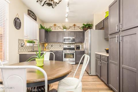 3353 E Santa Fe Ln, Gilbert, AZ 85297 photo 9