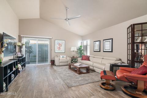 3326 E Wescott Dr, Phoenix, AZ 85050 photo 2