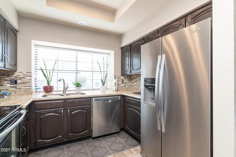 3326 E Wescott Dr, Phoenix, AZ 85050 photo 6