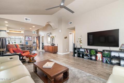 3326 E Wescott Dr, Phoenix, AZ 85050 photo 4