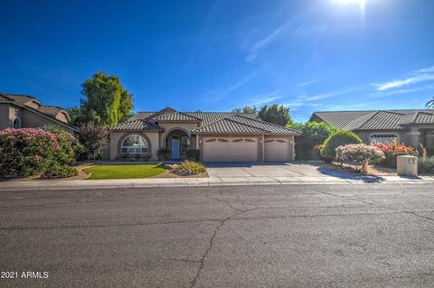 2227 E Cortez Dr, Gilbert, AZ 85234 photo 2