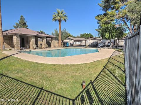 916 W Laguna Dr, Tempe, AZ 85282 photo 3