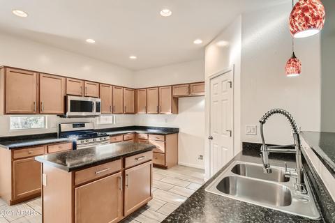 3881 E Narrowleaf Dr, Gilbert, AZ 85298 photo 9