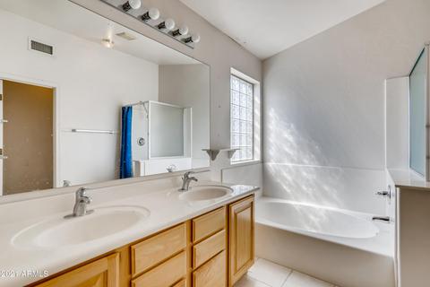 531 W Desert Ave, Gilbert, AZ 85233 photo 22