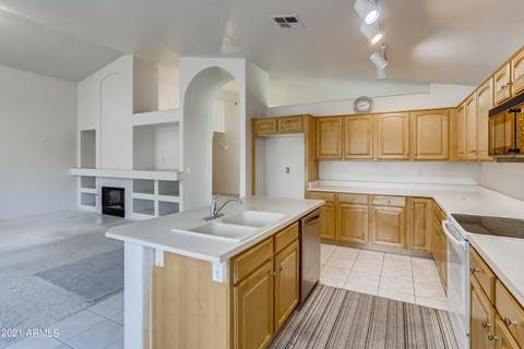 531 W Desert Ave, Gilbert, AZ 85233 photo 12