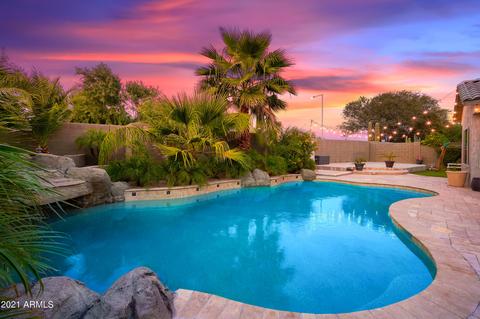 3602 E Cat Balue Dr, Phoenix, AZ 85050 photo 2