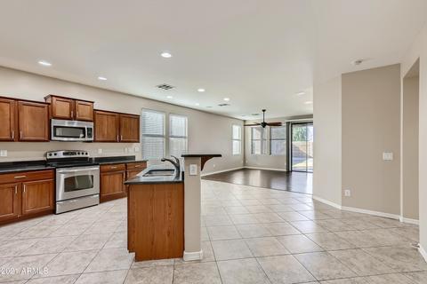 4706 S Twinleaf Dr, Gilbert, AZ 85297 photo 8