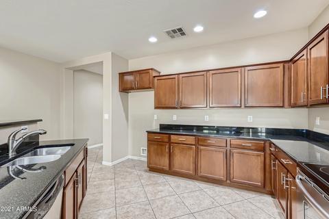4706 S Twinleaf Dr, Gilbert, AZ 85297 photo 10