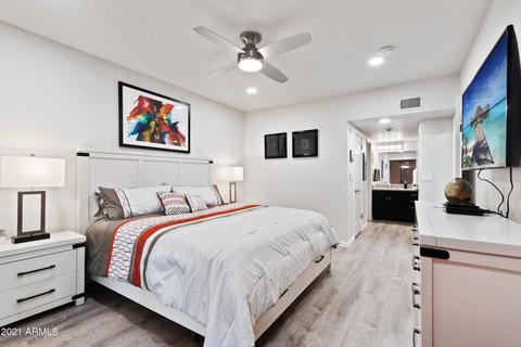 4303 E Cactus Rd #411, Phoenix, AZ 85032 photo 4
