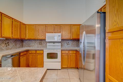 4635 E Michelle Dr, Phoenix, AZ 85032 photo 8