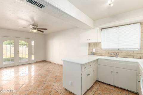 8018 W Avalon Dr, Phoenix, AZ 85033 photo 19
