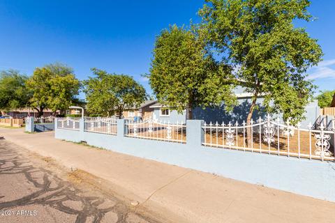 8018 W Avalon Dr, Phoenix, AZ 85033 photo 2