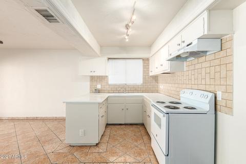 8018 W Avalon Dr, Phoenix, AZ 85033 photo 20
