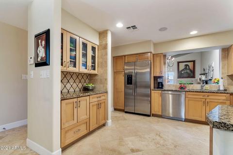 2702 E Shaw Butte Dr, Phoenix, AZ 85028 photo 6
