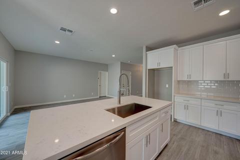 635 W Beverly Rd, Phoenix, AZ 85041 photo 7