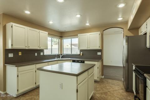 2914 E South Fork Dr, Phoenix, AZ 85048 photo 13