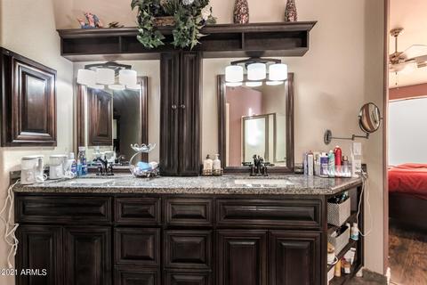 4245 E Harwell Ct, Gilbert, AZ 85234 photo 8