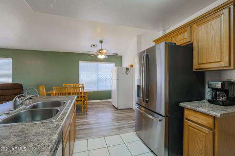 8746 E Capri Ave, Mesa, AZ 85208 photo 4