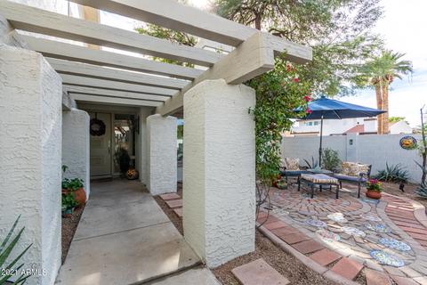 5425 E Roanoke Ave, Phoenix, AZ 85008 photo 2