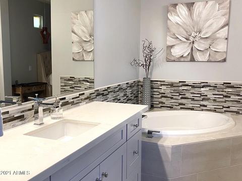 3023 E Desert Ln, Phoenix, AZ 85042 photo 15