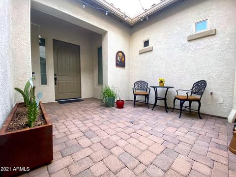 3023 E Desert Ln, Phoenix, AZ 85042 photo 4