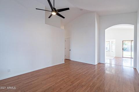 2243 E Amber Ln, Gilbert, AZ 85296 photo 8