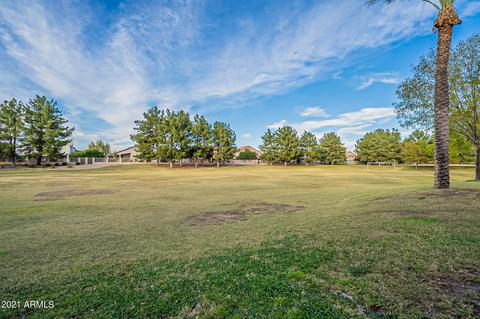 2243 E Amber Ln, Gilbert, AZ 85296 photo 23