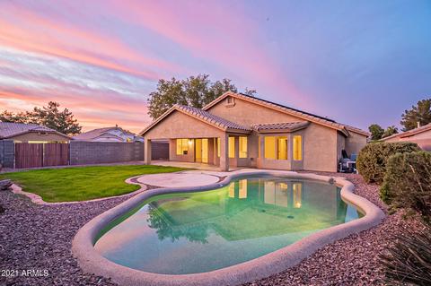 2243 E Amber Ln, Gilbert, AZ 85296 photo 1