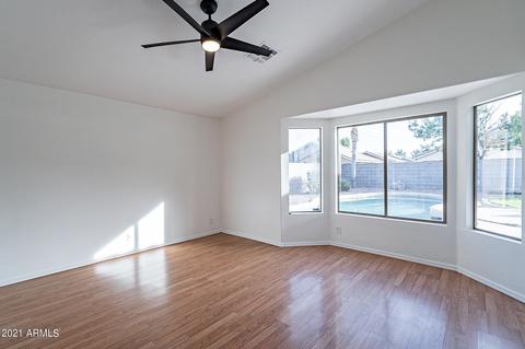 2243 E Amber Ln, Gilbert, AZ 85296 photo 9