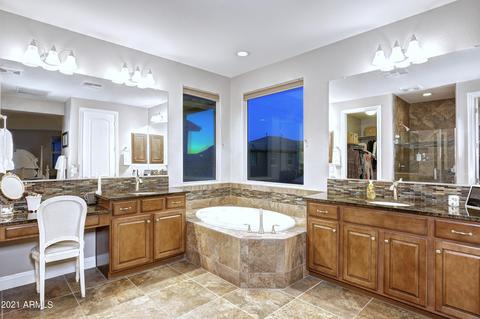 3609 E Cat Balue Dr, Phoenix, AZ 85050 photo 32