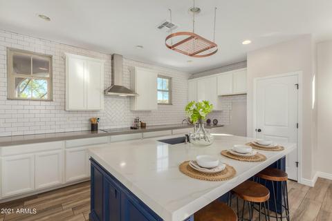 1030 S Olympic Dr, Gilbert, AZ 85296 photo 8