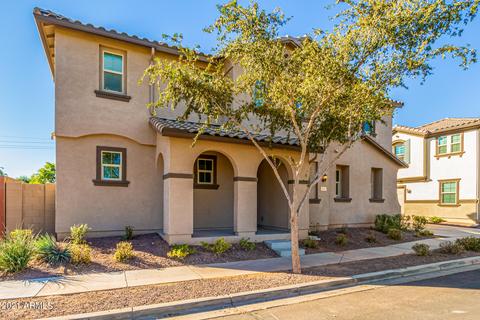 1030 S Olympic Dr, Gilbert, AZ 85296 photo 2