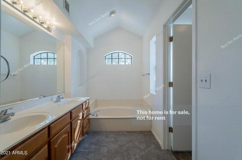 3306 E Longhorn Dr, Phoenix, AZ 85050 photo 13
