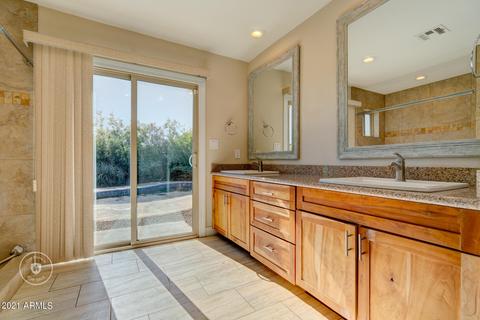 4101 E Winchcomb Dr, Phoenix, AZ 85032 photo 6