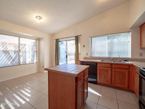 4715 E Piedmont Rd, Phoenix, AZ 85044 photo 4