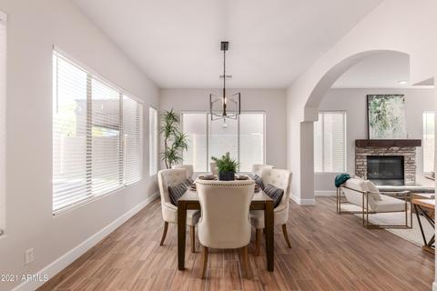 3834 E Patrick Ln, Phoenix, AZ 85050 photo 11