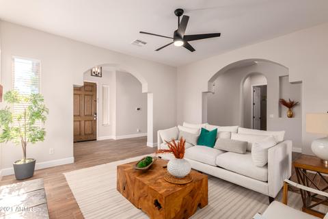 3834 E Patrick Ln, Phoenix, AZ 85050 photo 8
