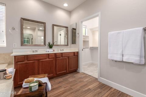3834 E Patrick Ln, Phoenix, AZ 85050 photo 34